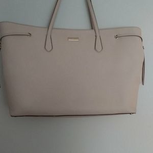 SOLD * Kate Spade large Tote purse